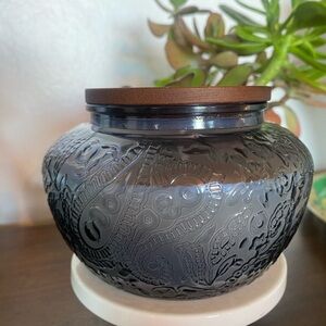 Red Shed Sage -Winter Glass candle